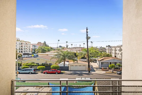 $699,000 | 1055 South Serrano Avenue, Unit 305, Los Angeles, CA 90006