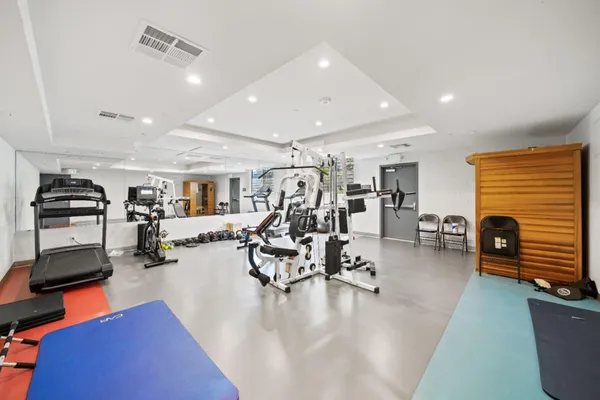 $699,000 | 1055 South Serrano Avenue, Unit 305, Los Angeles, CA 90006