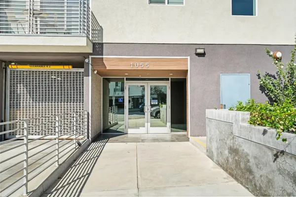 $699,000 | 1055 South Serrano Avenue, Unit 305, Los Angeles, CA 90006
