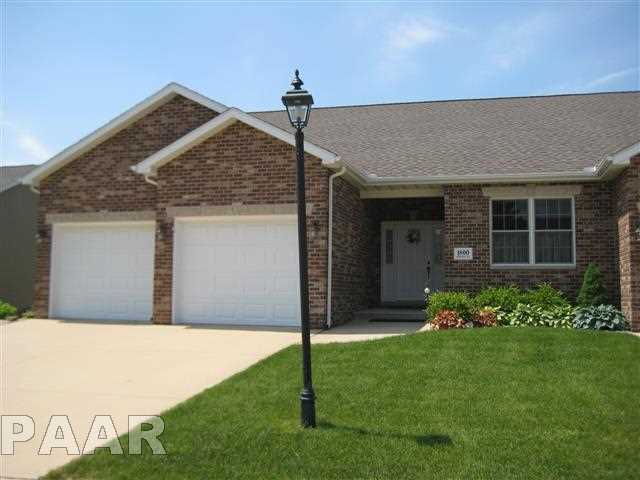 1800 Kingsbury Road Washington, IL 61571 - Photo 1 of 8 Gallery Image 1