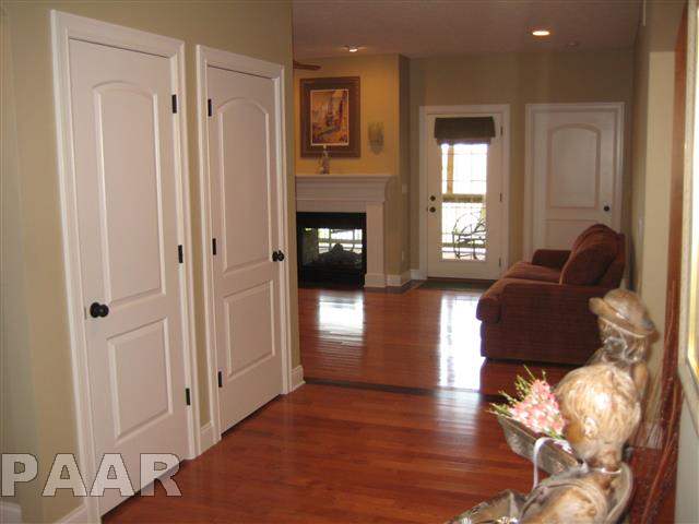 1800 Kingsbury Road Washington, IL 61571 - Photo 3 of 8 Gallery Image 3