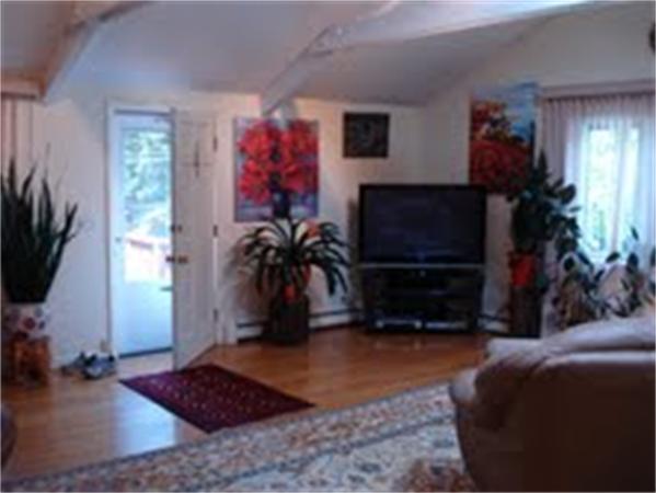 86 Damon Road Needham, MA 02494 - Photo 2 of 15