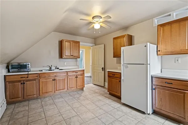 $2,975 | 922 Jancey Street, Pittsburgh, PA 15206