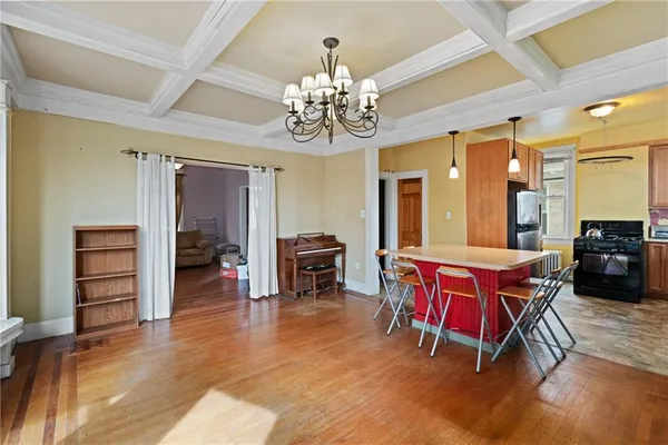 $2,975 | 922 Jancey Street, Pittsburgh, PA 15206