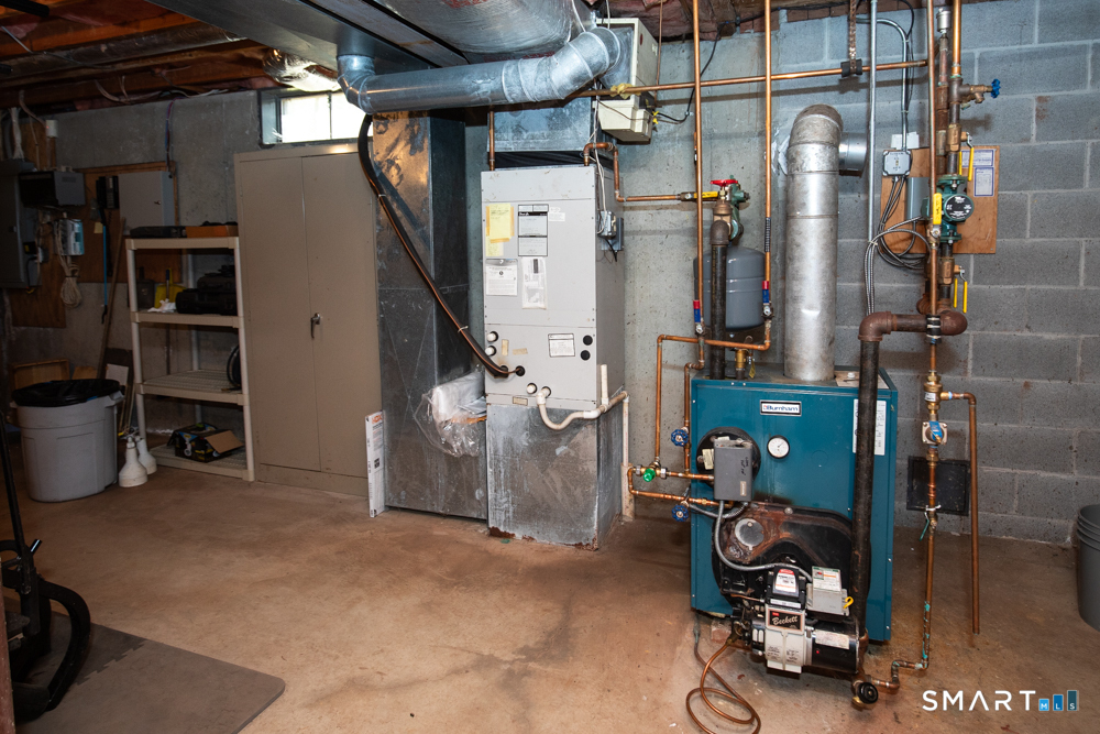 735 Cook Hill Road Cheshire, CT 06410 - Photo 33 of 35