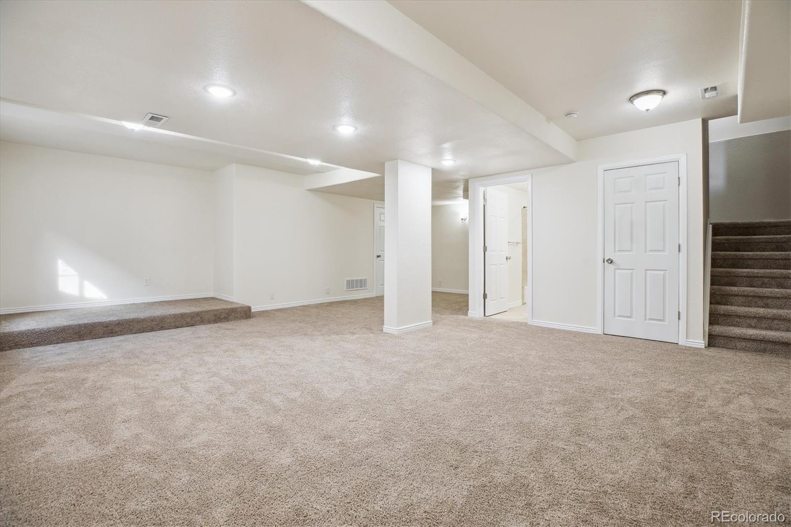 2601 Pemberly Avenue Highlands Ranch, CO 80126 - Photo 33 of 38 a view of an empty room
