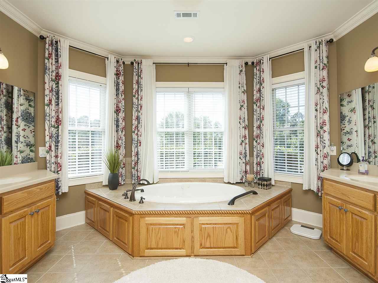 1 Bingham Way Simpsonville, SC 29680 - Photo 18 of 33 Gallery Image 18