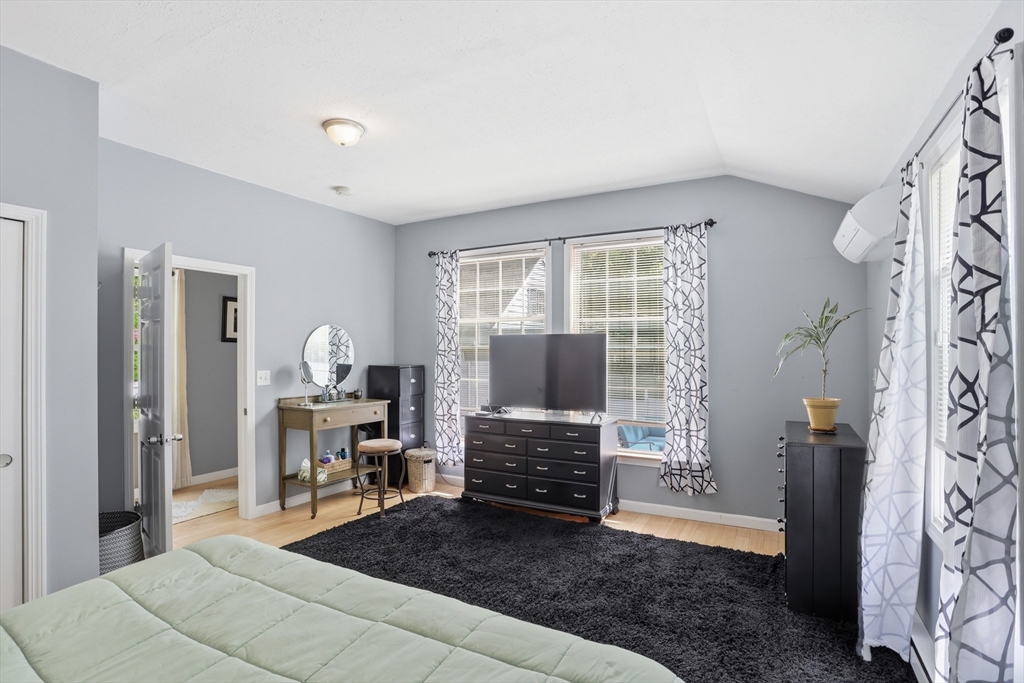 11 Mt Paul Road Tyngsborough, MA 01879 - Photo 27 of 42
