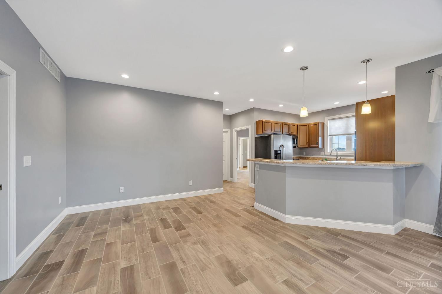 1227 Morman Road Hamilton, OH 45013 - Photo 20 of 71
