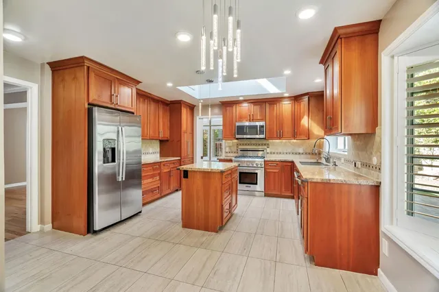 $4,350,000 | 1315 Bright Oaks Court, Los Altos, CA 94024