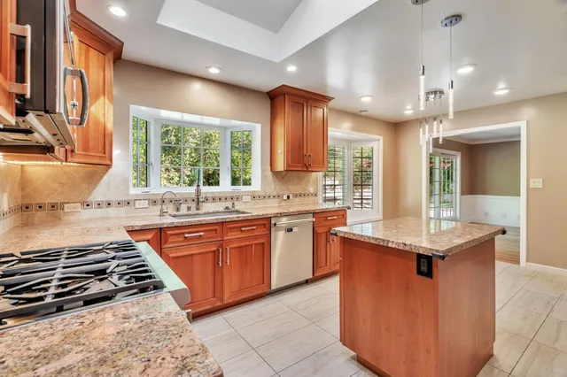 $4,350,000 | 1315 Bright Oaks Court, Los Altos, CA 94024