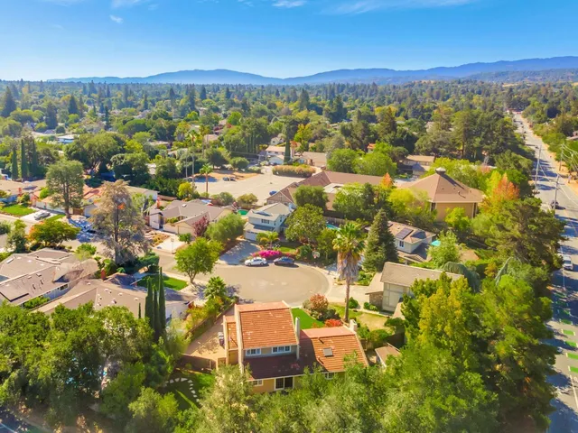 $4,350,000 | 1315 Bright Oaks Court, Los Altos, CA 94024