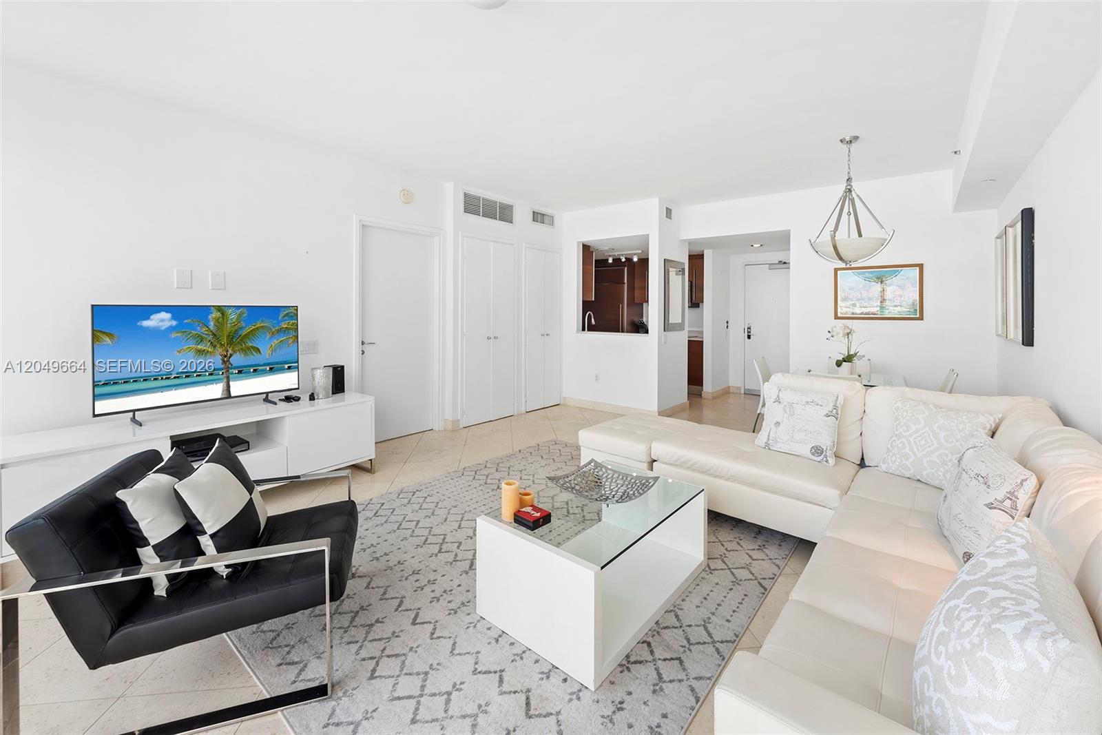 450 Alton Road, Unit 1708 Miami Beach, FL 33139 - Photo 9 of 38