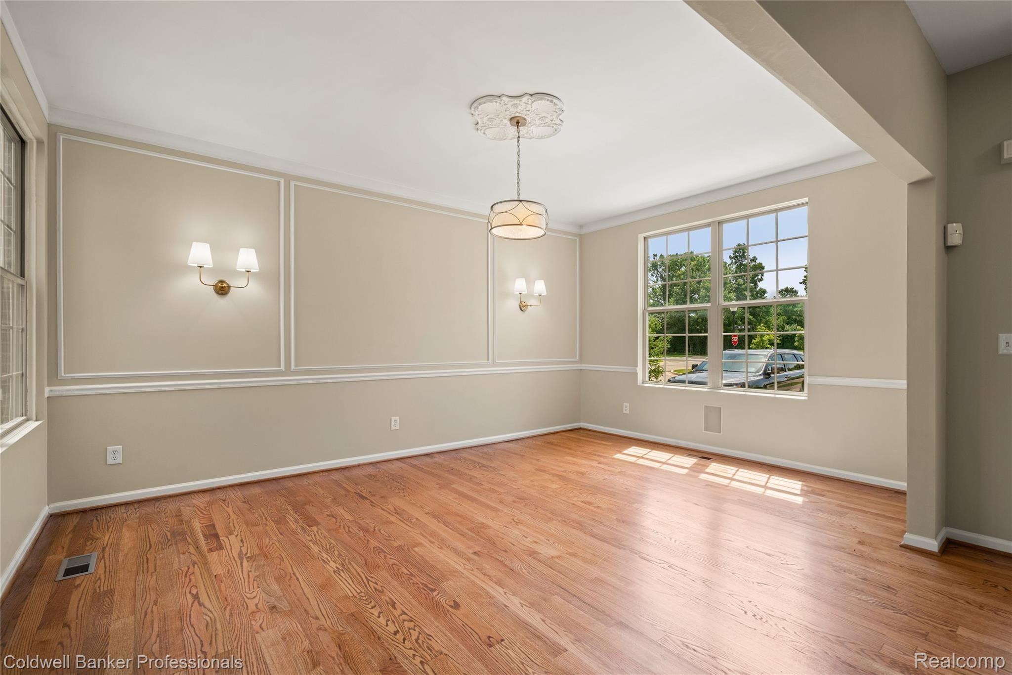 2252 Creek Bend, Unit 104 Rochester, MI 48309 - Photo 11 of 43 CreekbendUpdated-2.jpg