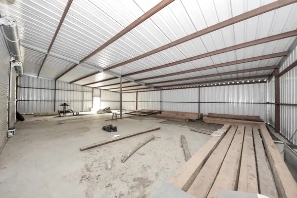 a view of a yard with an trees