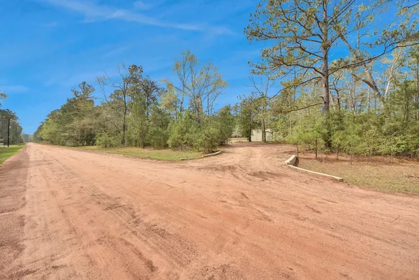 $280,000 | 50 South Oak Drive, Cleveland, TX 77328