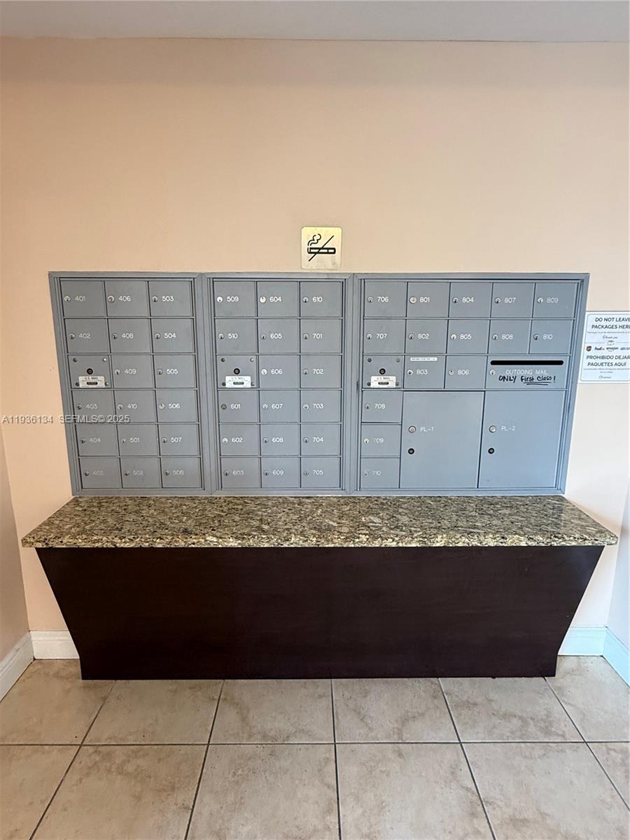 119 Southwest 6th Avenue, Unit 606 Miami, FL 33130 - Photo 4 of 20 a view of a couch