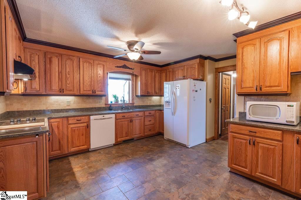 108 Devon Way Anderson, SC 29621 - Photo 22 of 36