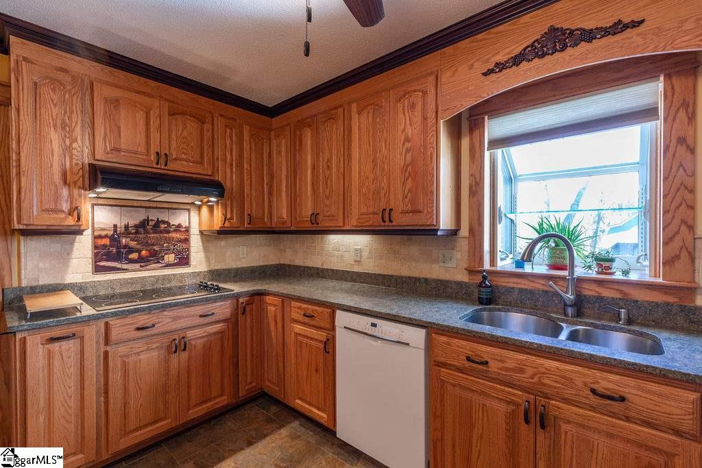 108 Devon Way Anderson, SC 29621 - Photo 23 of 36
