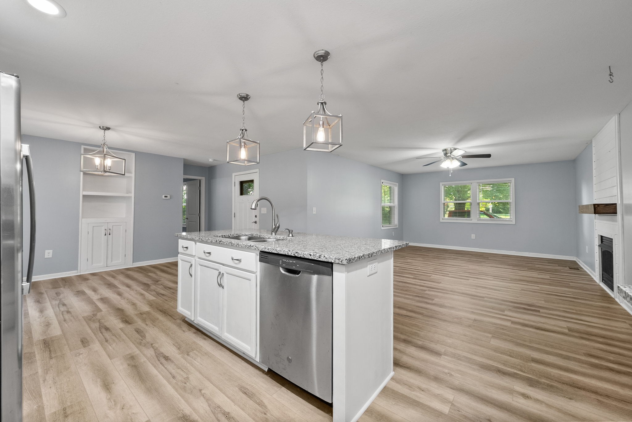 1561 Woodlawn Road Clarksville, TN 37042 - Photo 12 of 45
