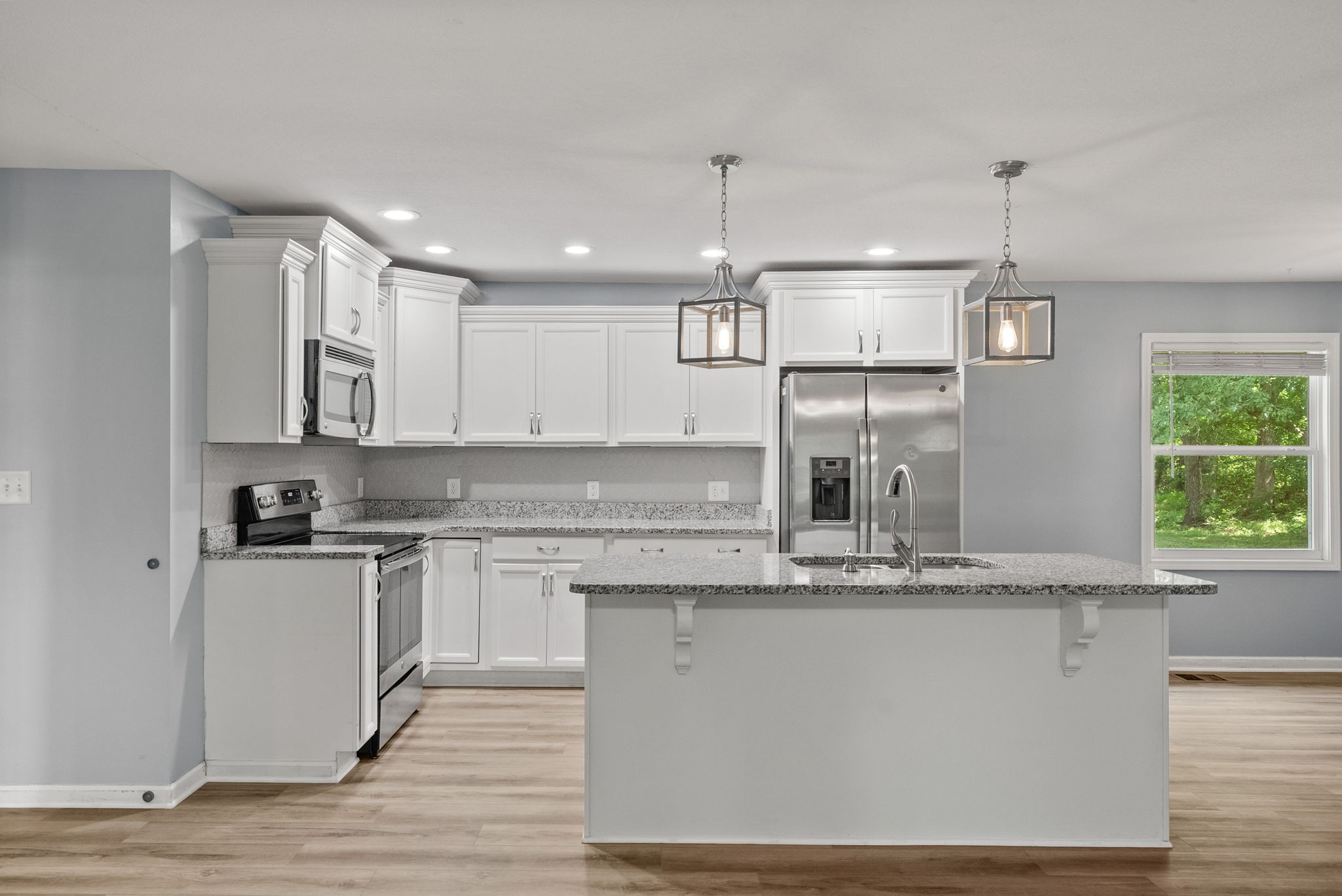 1561 Woodlawn Road Clarksville, TN 37042 - Photo 13 of 45