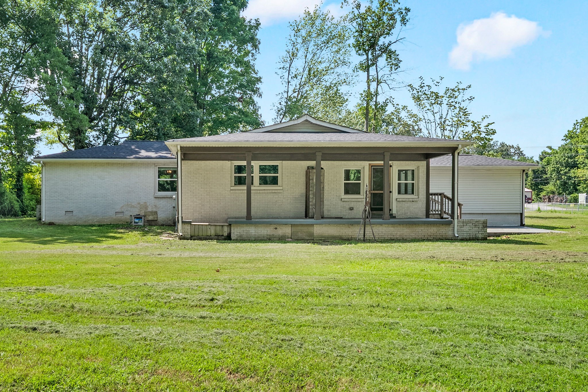 1561 Woodlawn Road Clarksville, TN 37042 - Photo 35 of 45