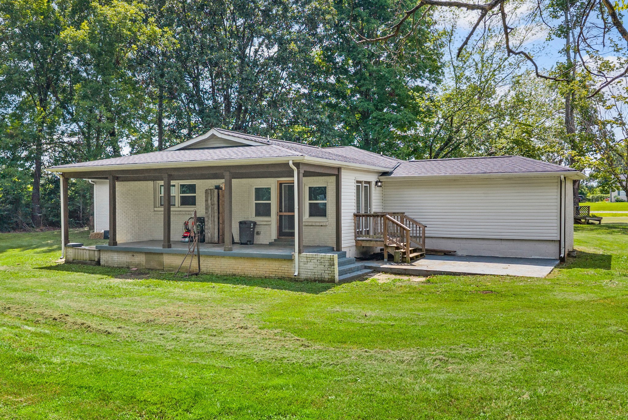1561 Woodlawn Road Clarksville, TN 37042 - Photo 36 of 45