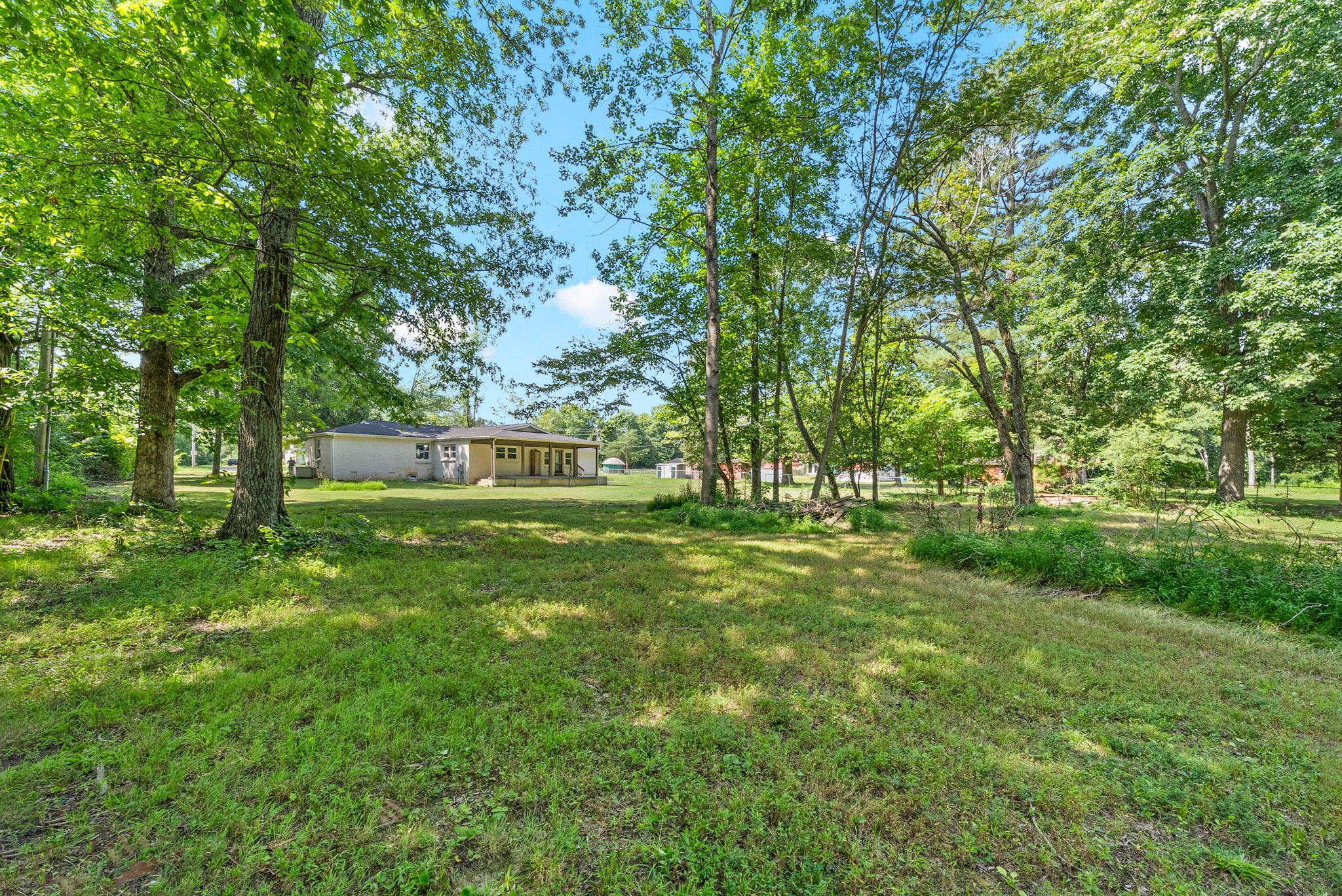 1561 Woodlawn Road Clarksville, TN 37042 - Photo 38 of 45