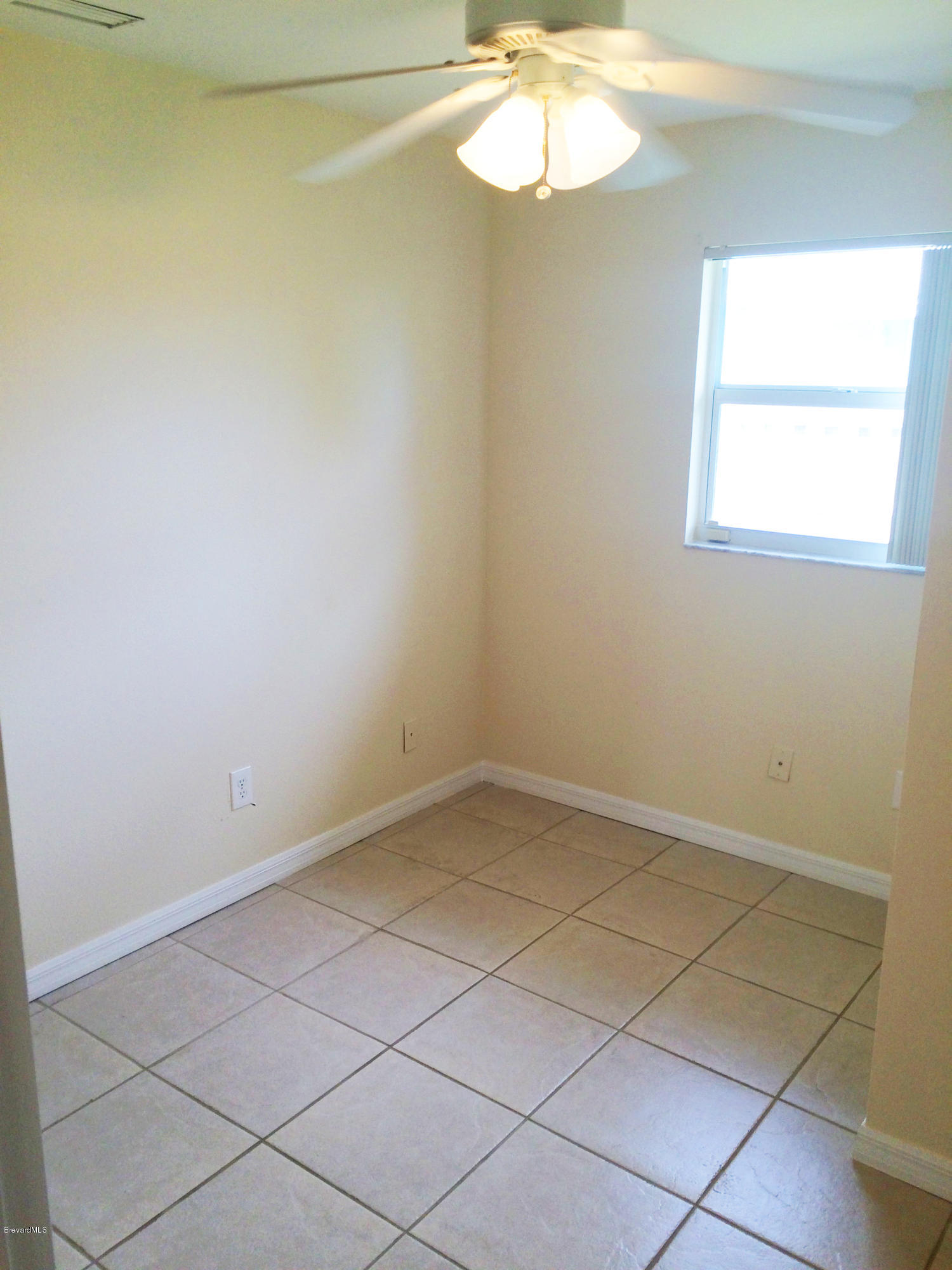 567 Croton Road Melbourne, FL 32935 - Photo 9 of 11 Third bedroom