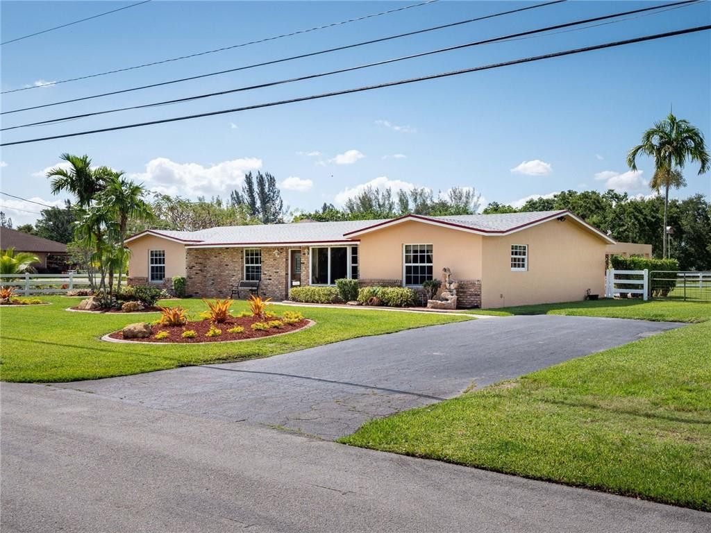 17350 Southwest 46th Street Southwest Ranches, FL 33331 - Photo 7 of 50 Photo 7