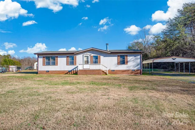 $180,000 | 4586 Deal Road, Claremont, NC 28610