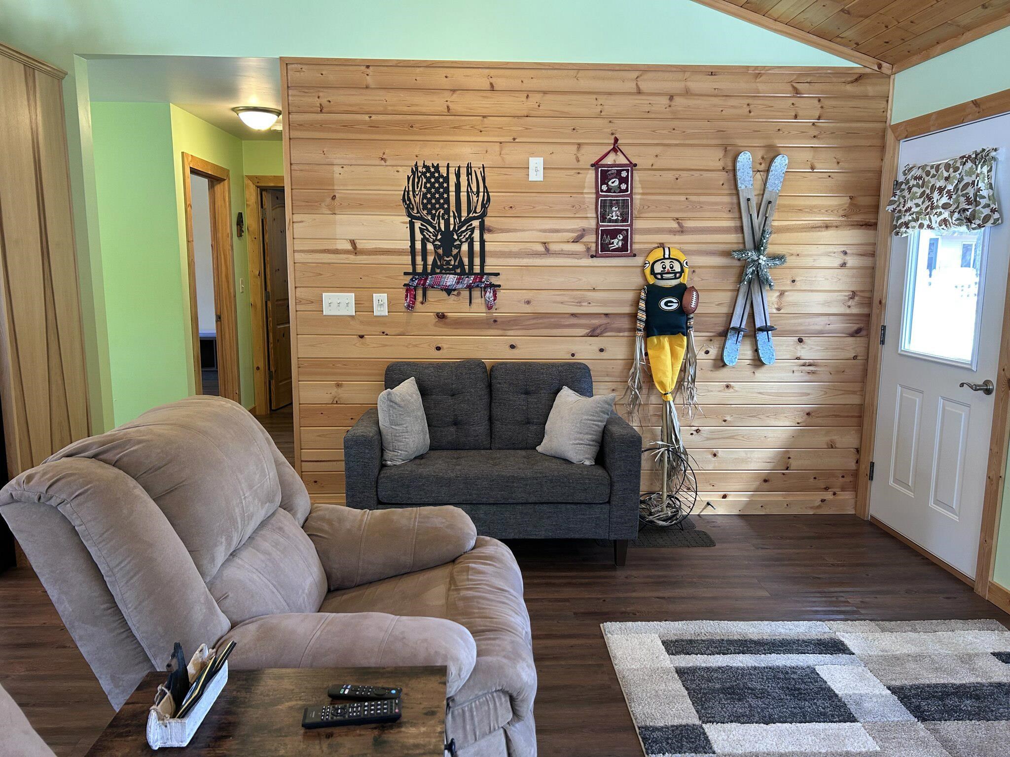 13272 Parkway Road Pound, WI 54161 - Photo 5 of 23