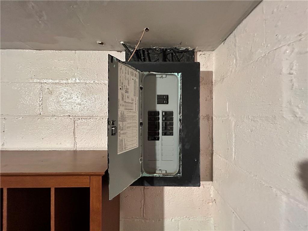 1347 High Road Clairton, PA 15025 - Photo 18 of 21