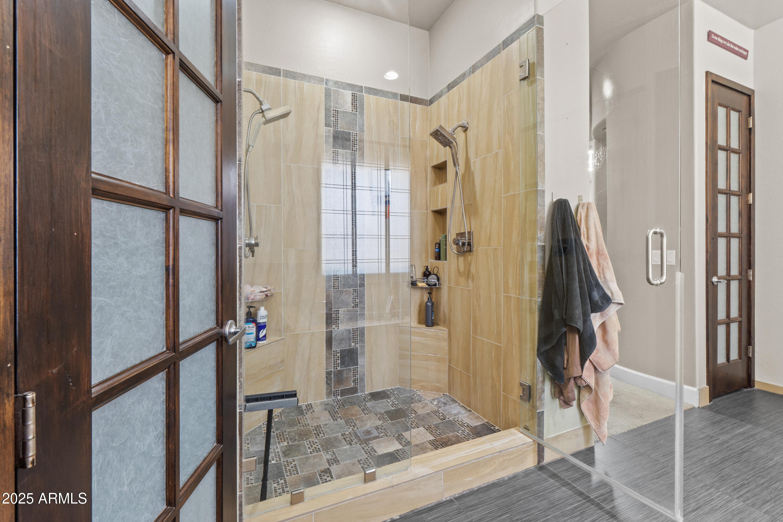 2879 East Janelle Way Gilbert, AZ 85298 - Photo 14 of 33 a bathroom with a shower
