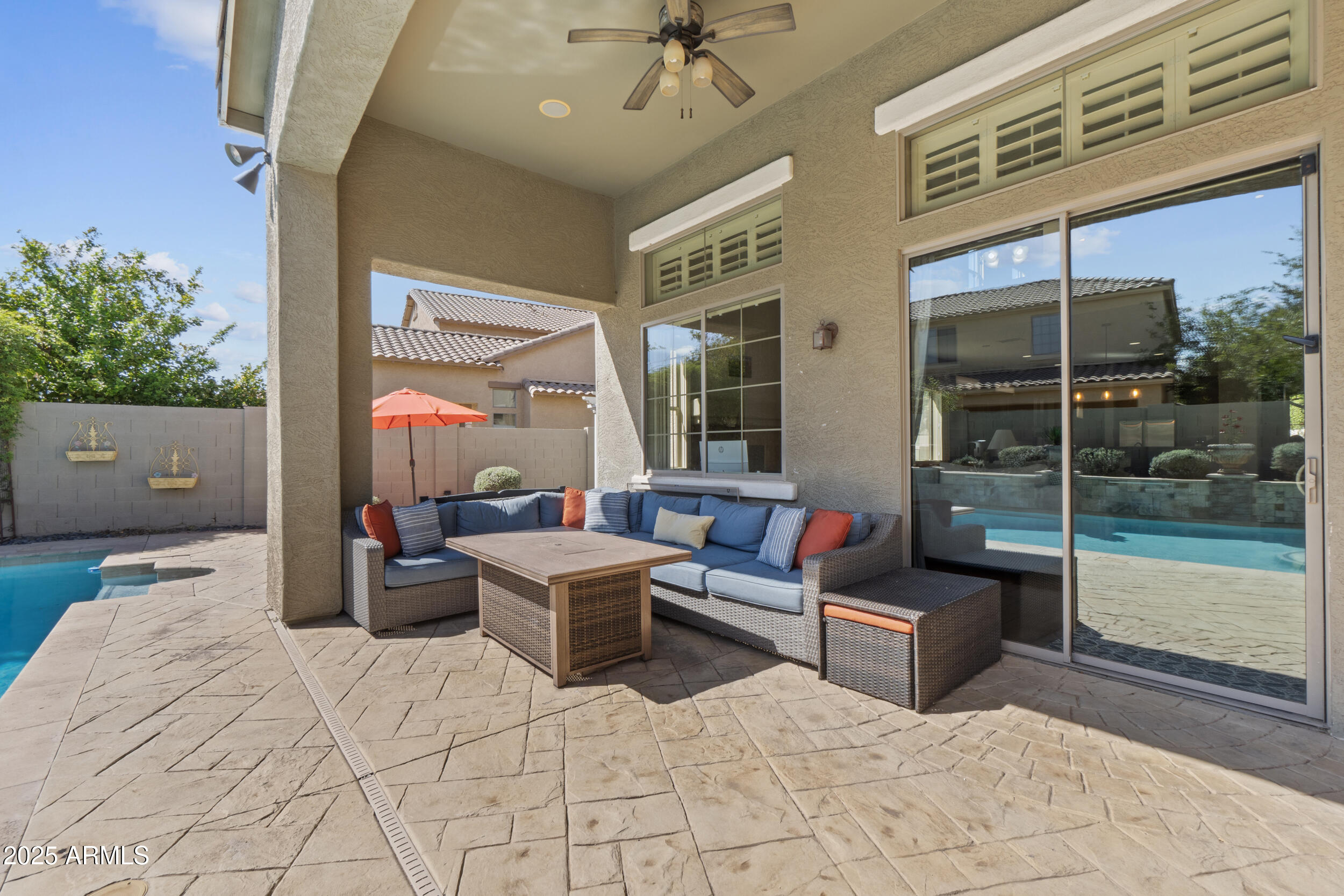 2879 East Janelle Way Gilbert, AZ 85298 - Photo 26 of 33 a bedroom with furniture and a potted plant