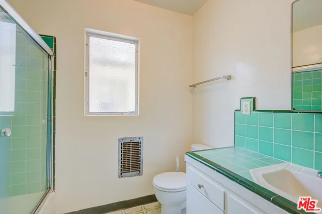 $2,150 | 1055 South Wooster Street, Unit 5, Los Angeles, CA 90035