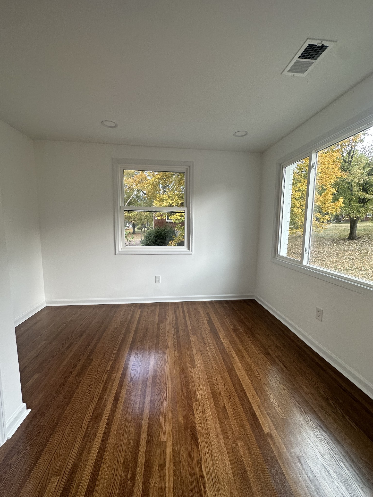 2608 Ennis Road Nashville, TN 37210 - Photo 2 of 62 Gallery Image 2