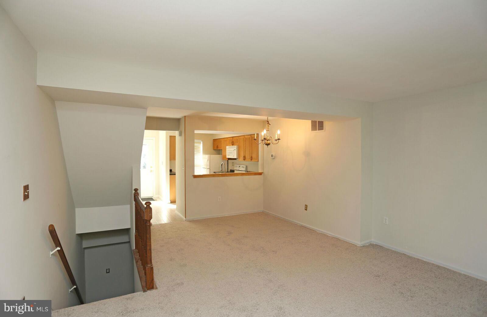 2103 Derby Ridge Lane, Unit 29 Silver Spring, MD 20910 - Photo 6 of 21 Dining Room