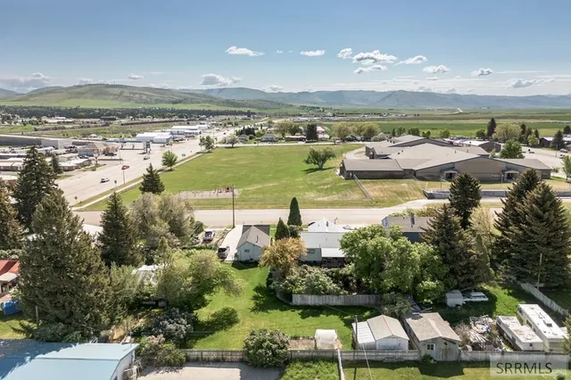 $206,000 | 220 South 2nd East, Soda Springs, ID 83276