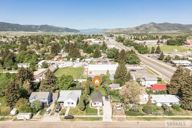$206,000 | 220 South 2nd East, Soda Springs, ID 83276