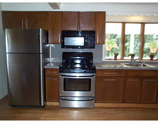 622 Edgell Road Framingham, MA 01701 - Photo 16 of 20
