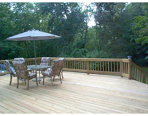 622 Edgell Road Framingham, MA 01701 - Photo 4 of 20