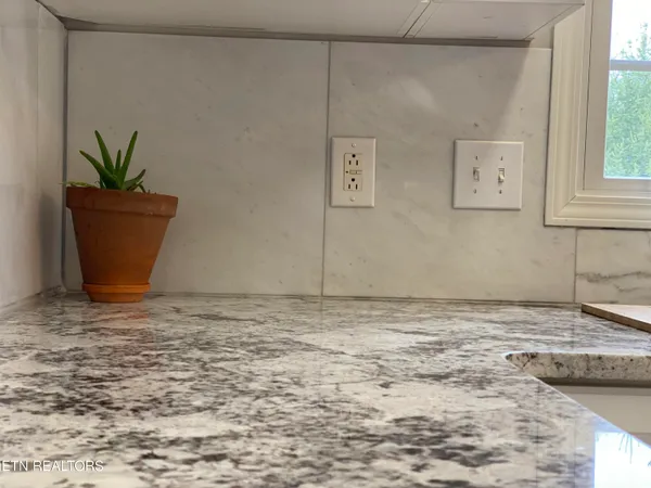 $269,900 | 1120 Skyline Drive, Unit 4, Johnson City, TN 37604