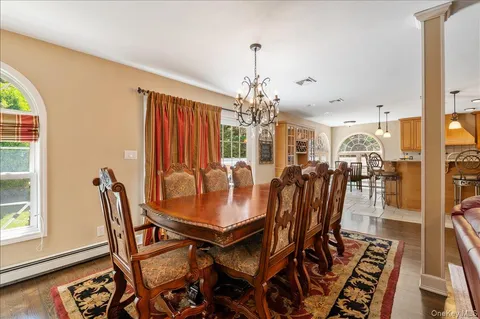 $1,329,000 | 157 Manor Street, Plainview, NY 11803