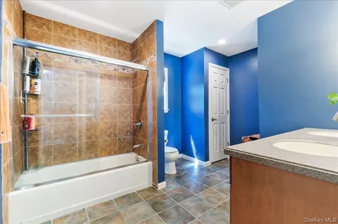 $1,329,000 | 157 Manor Street, Plainview, NY 11803