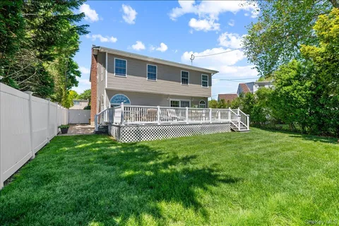 $1,329,000 | 157 Manor Street, Plainview, NY 11803