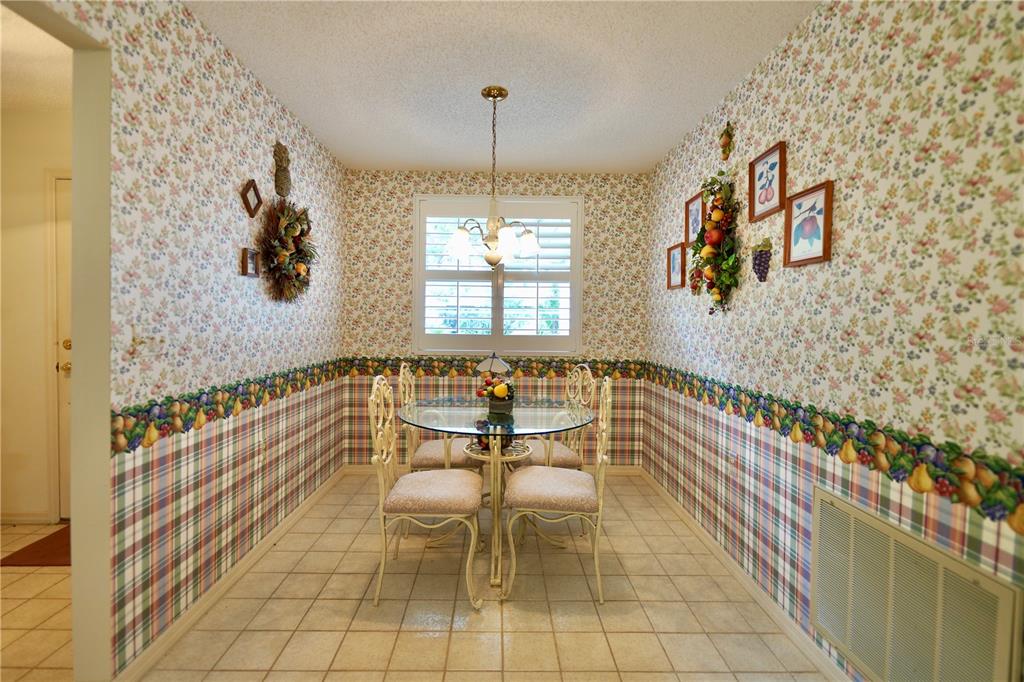 7624 Lake Forest Circle Port Richey, FL 34668 - Photo 5 of 27