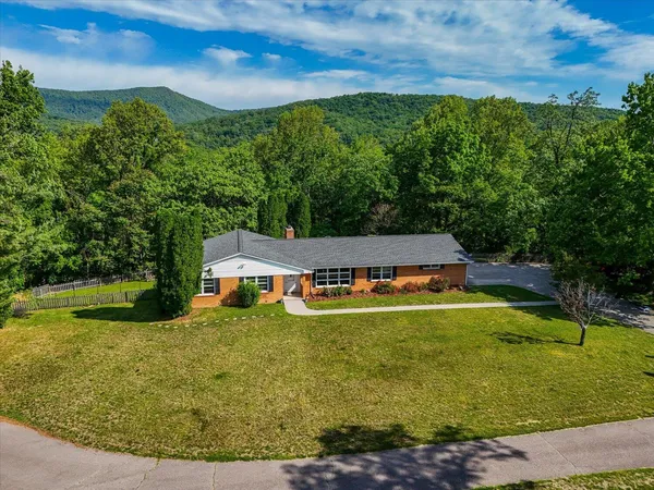$535,000 | 8029 Hilltop Drive, Roanoke, VA 24018