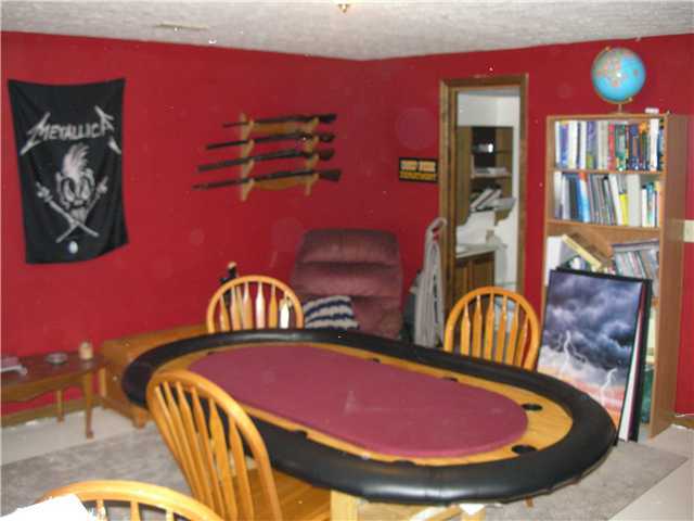 2059 Sprucefield Road Columbus, OH 43229 - Photo 7 of 10