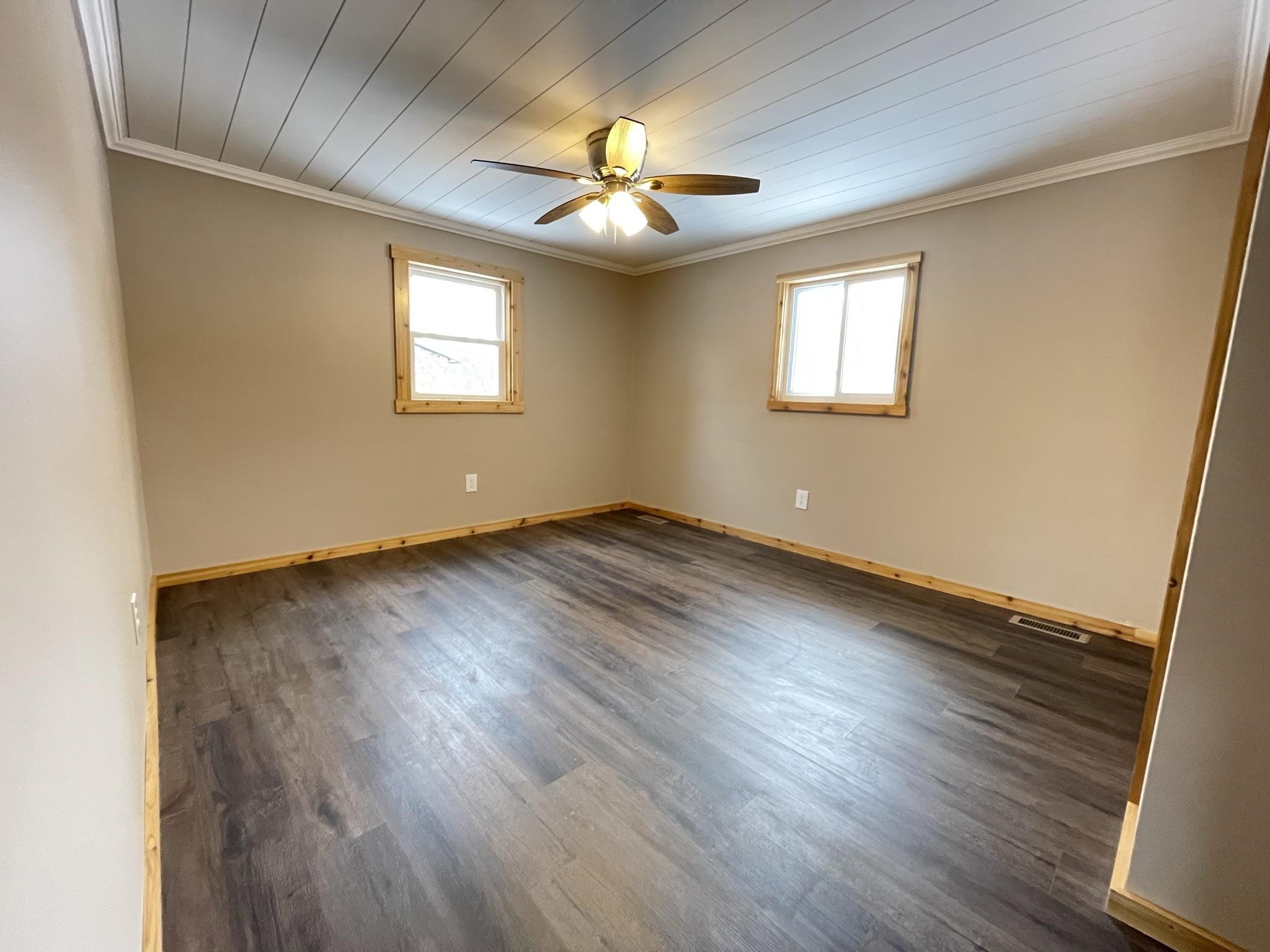 7120 East Jordan Road Mount Pleasant, MI 48858 - Photo 25 of 35 1907366-24.JPG